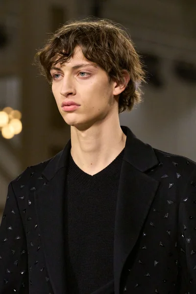 Look 34